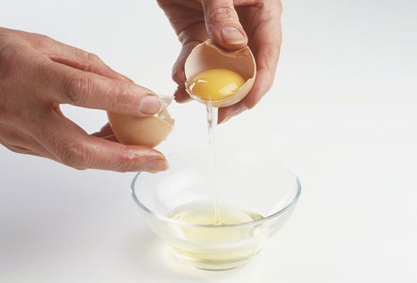 điều trị rạn da sau sinh với trứng