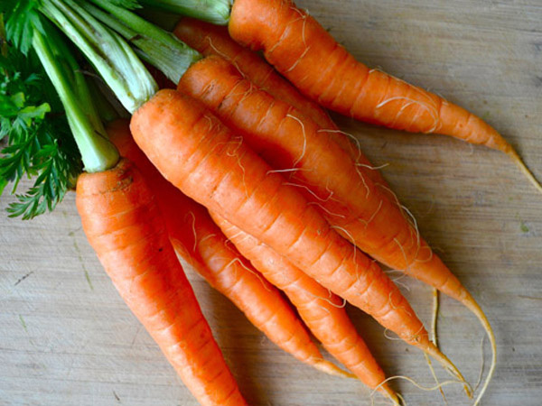 Gợi ý 3 cách làm cà rốt nghiền cho bé 6 tháng tập ăn dặm