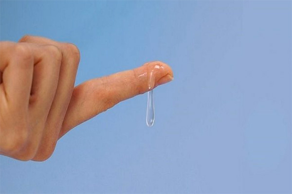 Khí hư bình thường sẽ có màu trắng trong hoặc hơi ngả vàng Khí hư bình thường sẽ có màu trắng trong hoặc hơi ngả vàng