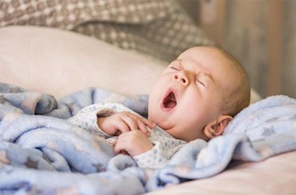 Hãy luyện cho trẻ ngủ một cách độc lập ngay từ khi còn nhỏ sẽ giúp mẹ nhàn hơn mỗi khi cho bé ngủ sau này